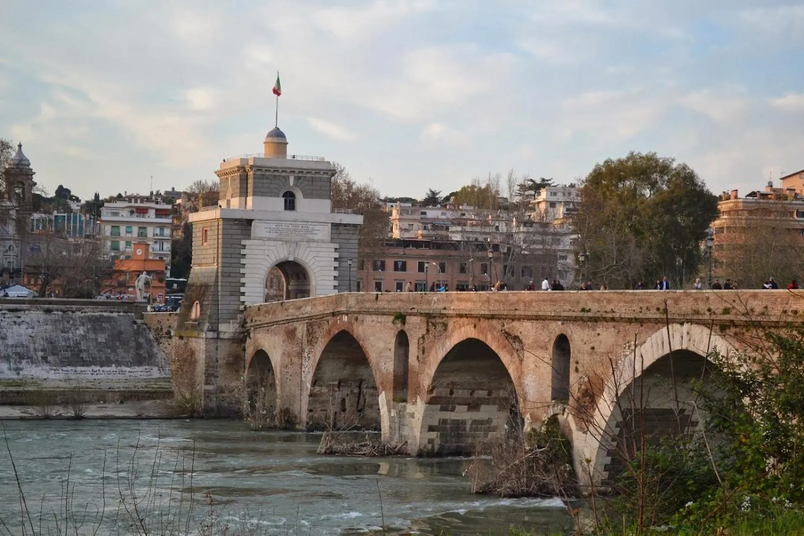 Dolcevita Ponte Milvio Rome 0*,  Italy